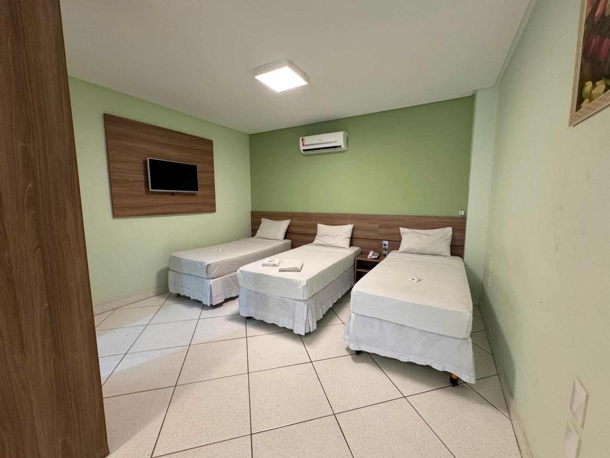 Domus Hotel Cidade Nobre Іпатінґа Екстер'єр фото
