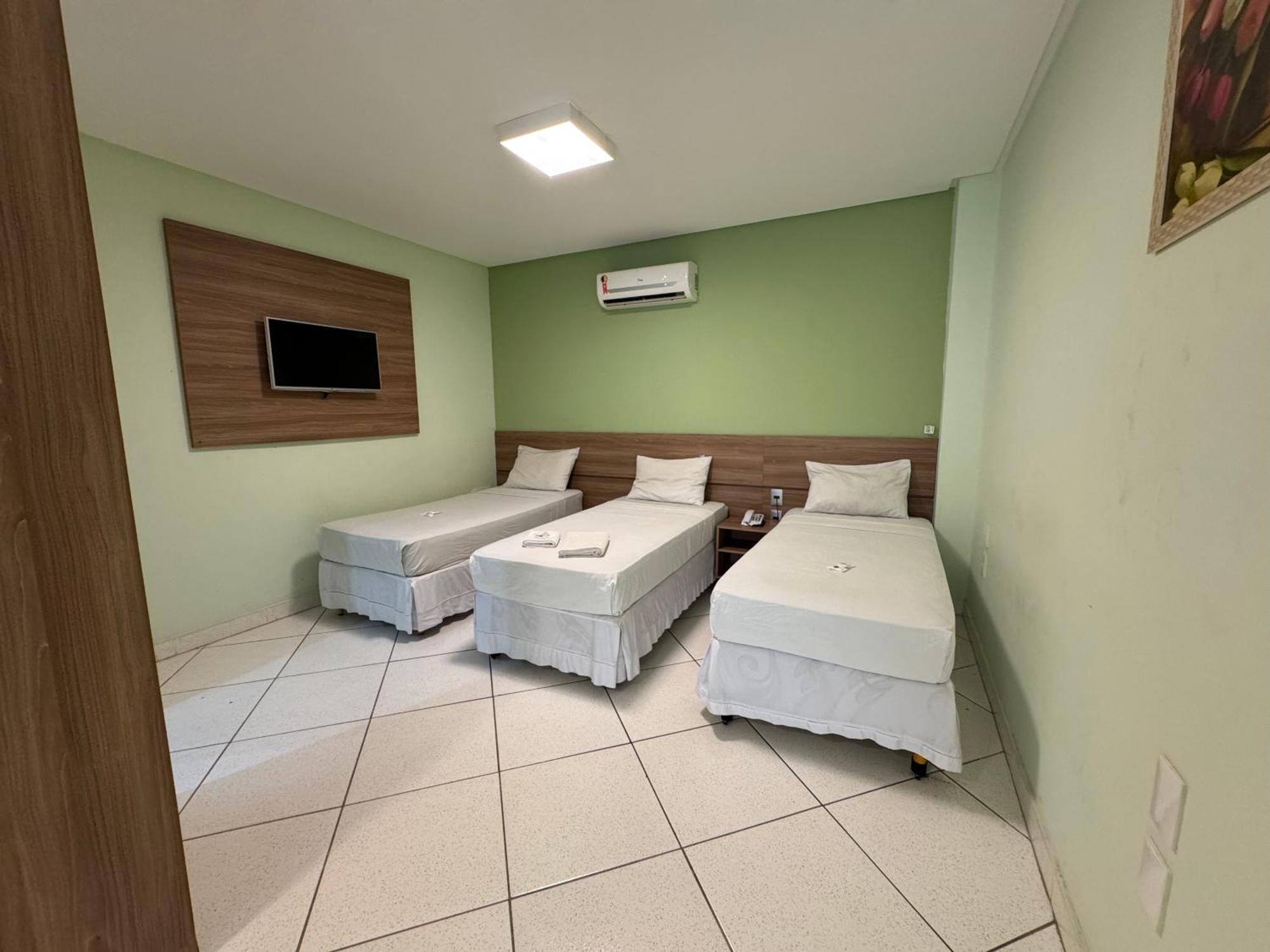 Domus Hotel Cidade Nobre Іпатінґа Екстер'єр фото