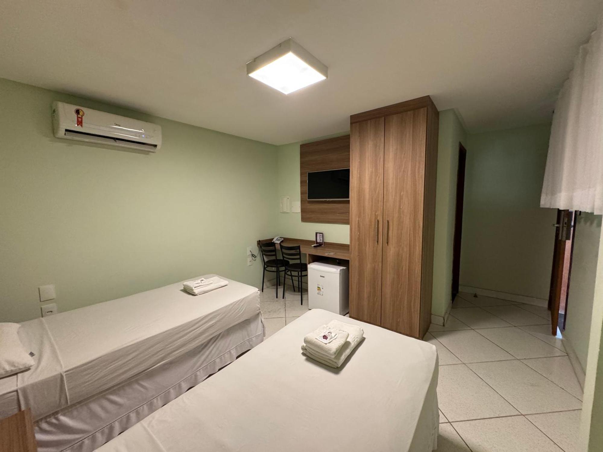 Domus Hotel Cidade Nobre Іпатінґа Екстер'єр фото