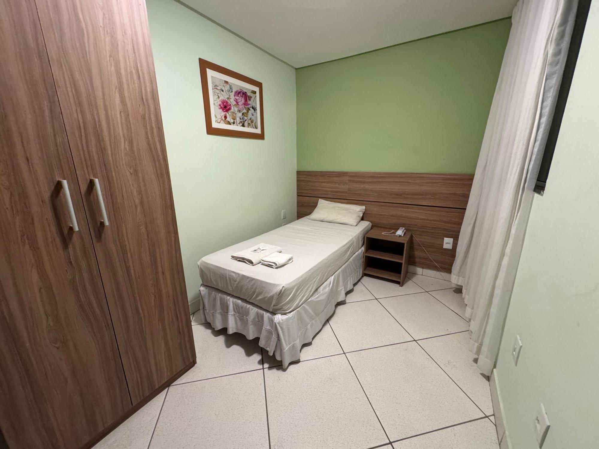 Domus Hotel Cidade Nobre Іпатінґа Екстер'єр фото