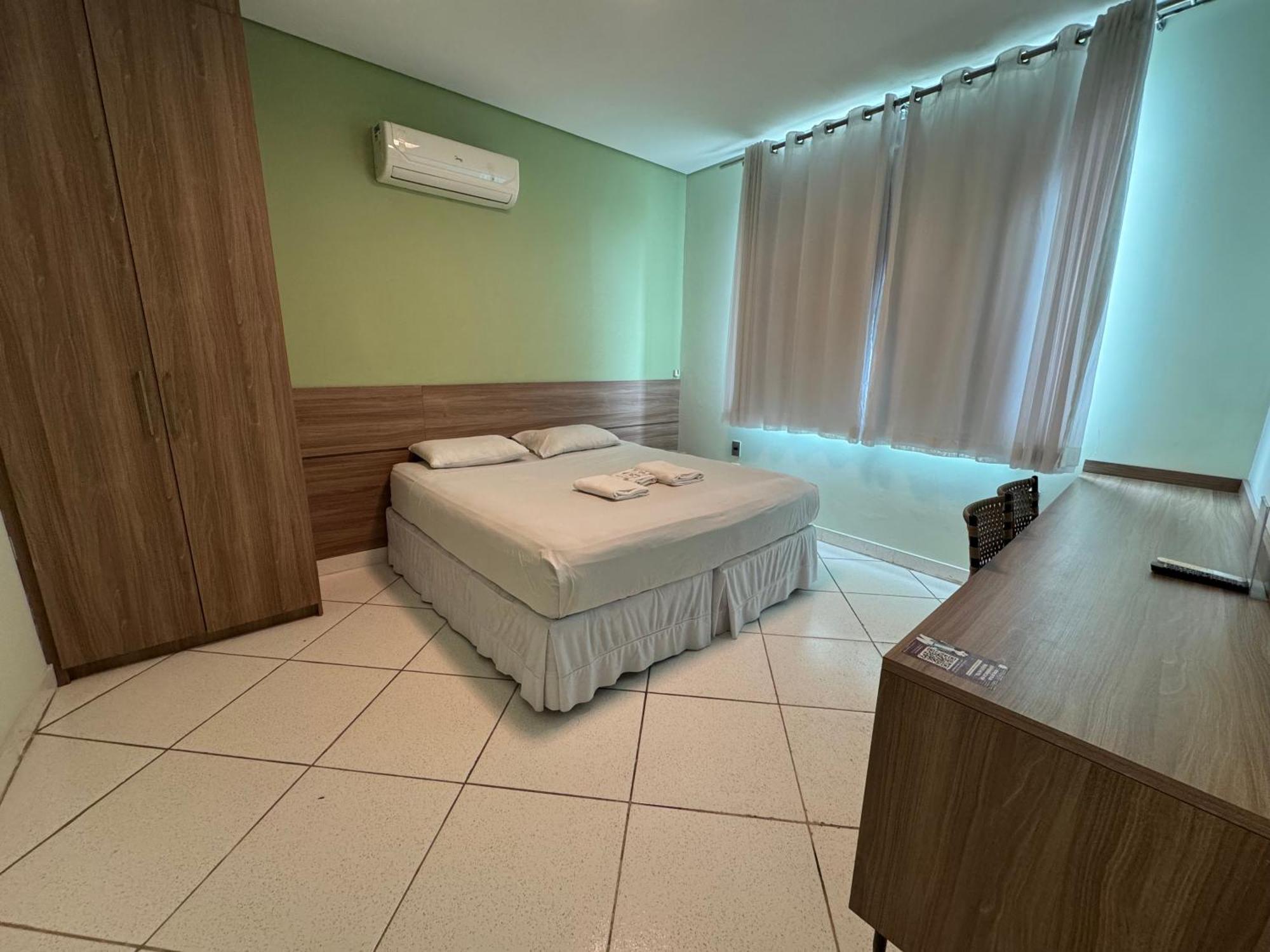 Domus Hotel Cidade Nobre Іпатінґа Екстер'єр фото